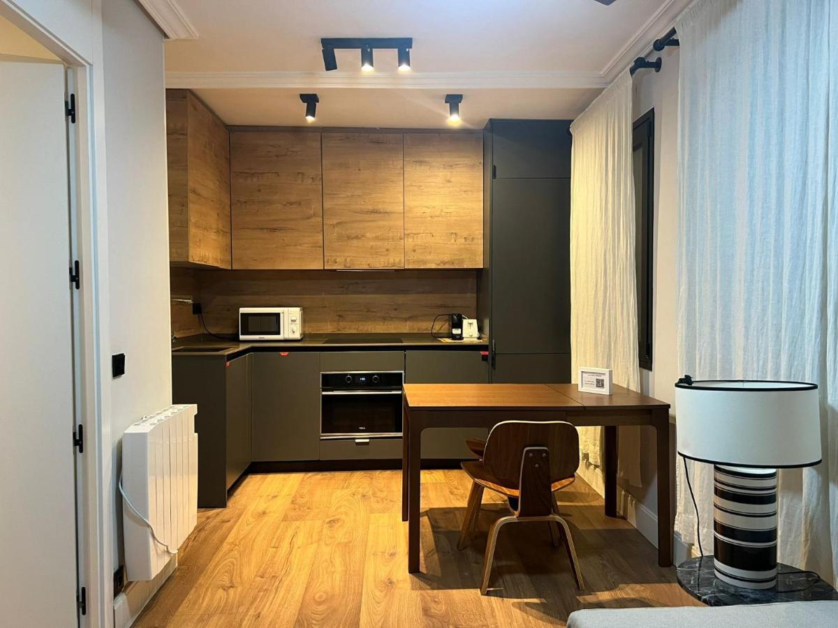 Realbites Accommodations Madrid Exterior photo